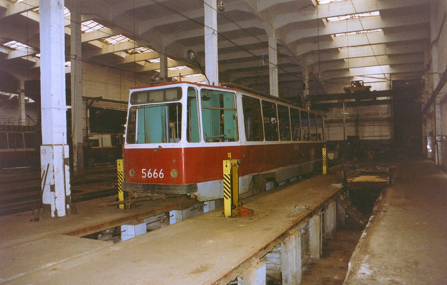 5666_Park_im._Skorokhodowa_reska_01.jpg